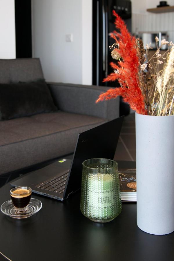 Liv Urban Suites Larnaca Luaran gambar