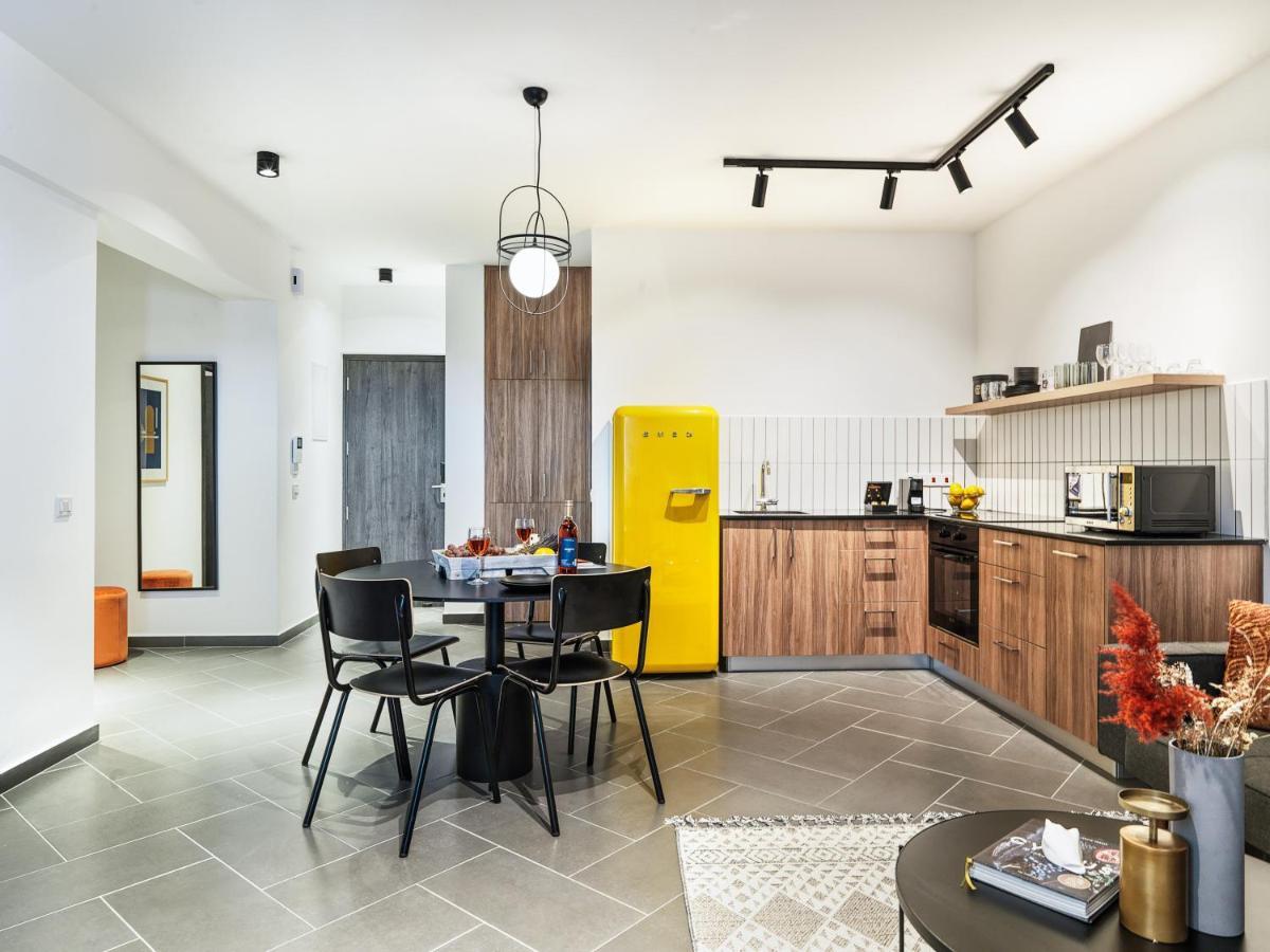 Liv Urban Suites Larnaca Luaran gambar