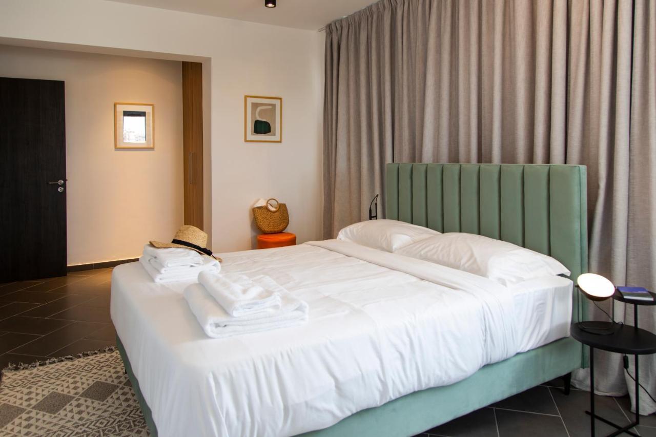Liv Urban Suites Larnaca Luaran gambar