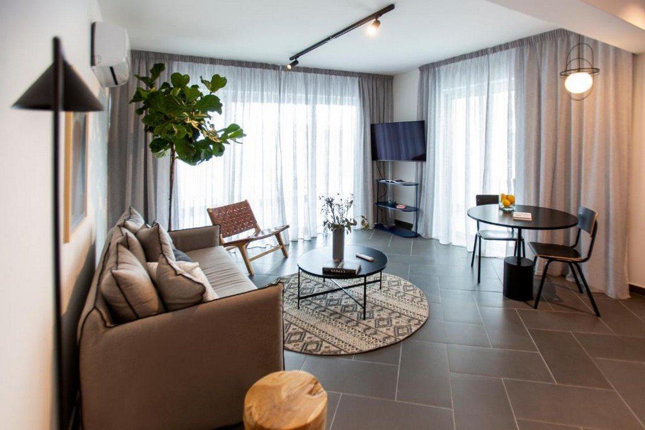Liv Urban Suites Larnaca Luaran gambar