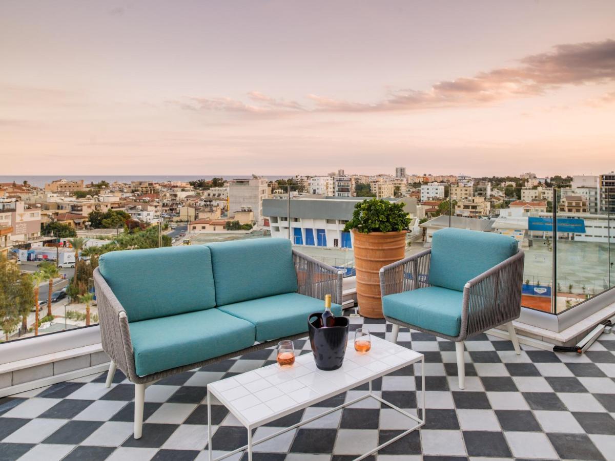 Liv Urban Suites Larnaca Luaran gambar