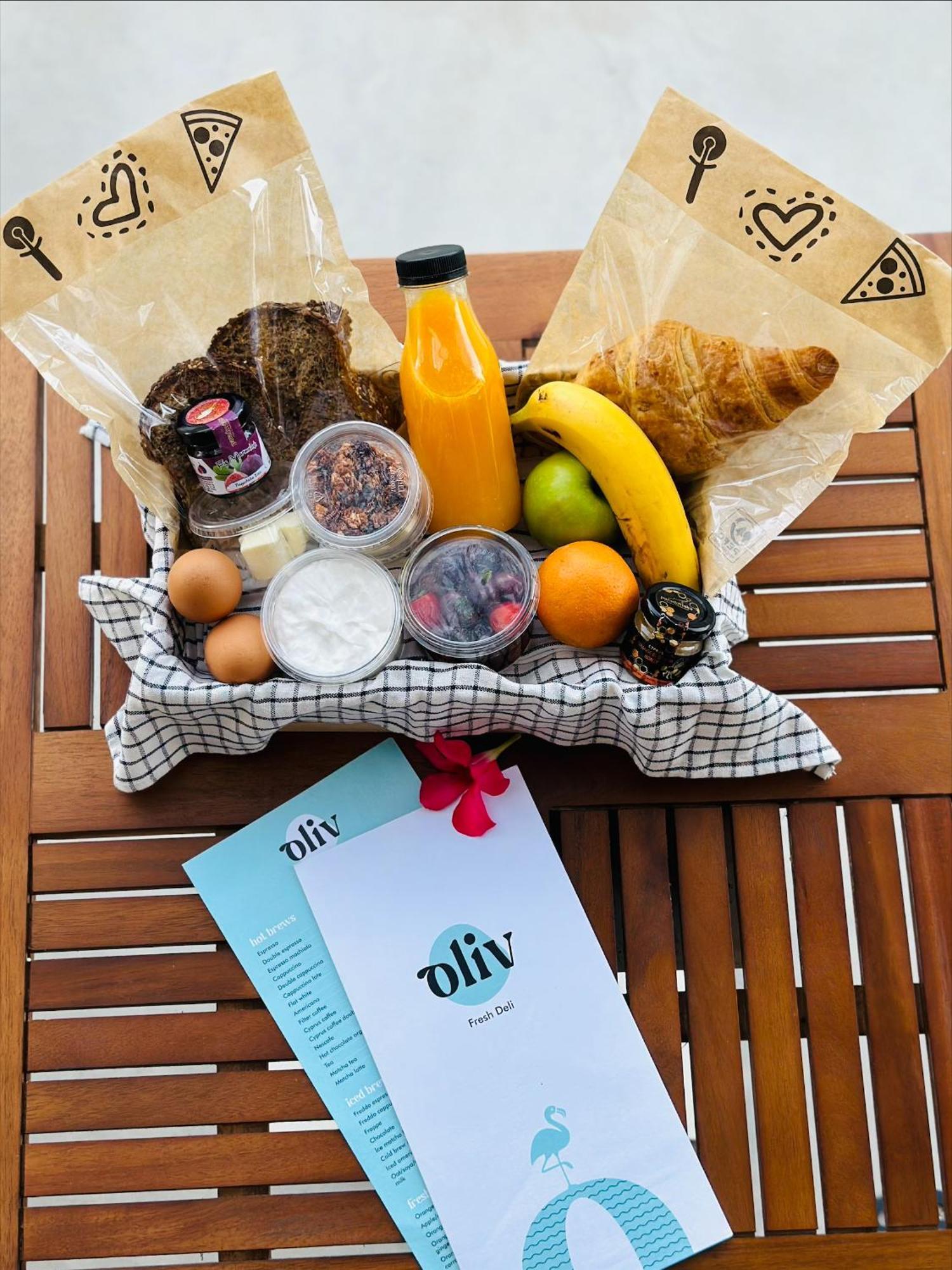 Liv Urban Suites Larnaca Luaran gambar